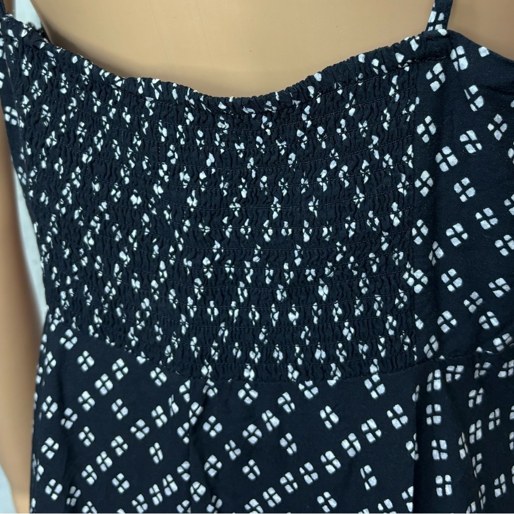 Old Navy Black Geometric Patterned Cami Dress - image 6